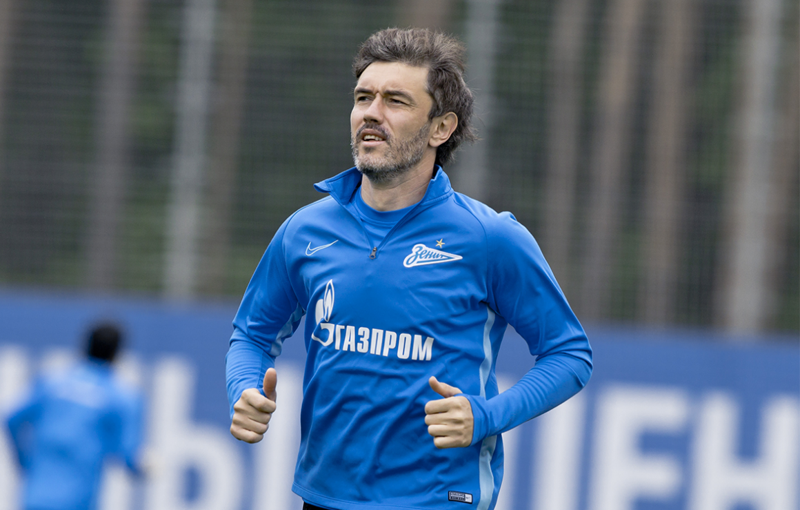 Yuri Zhirkov: mais uma temporada com o Zenit!