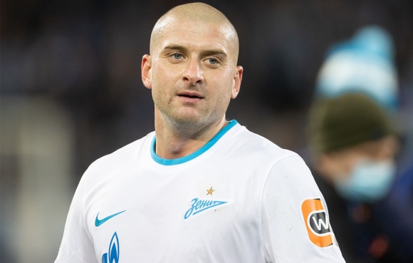 Yaroslav Rakitskiy deixa o Zenit
