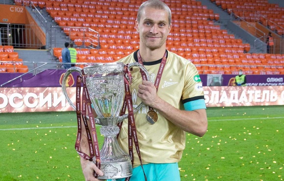 Aleksandr Vasyutin volta ao Zenit