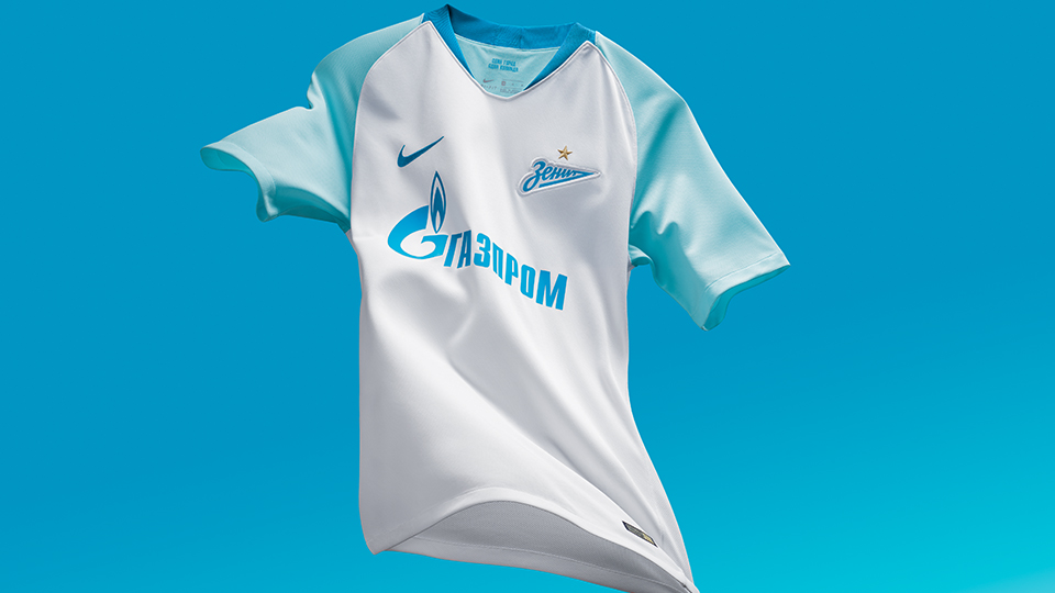 Zenit apresenta novo uniforme