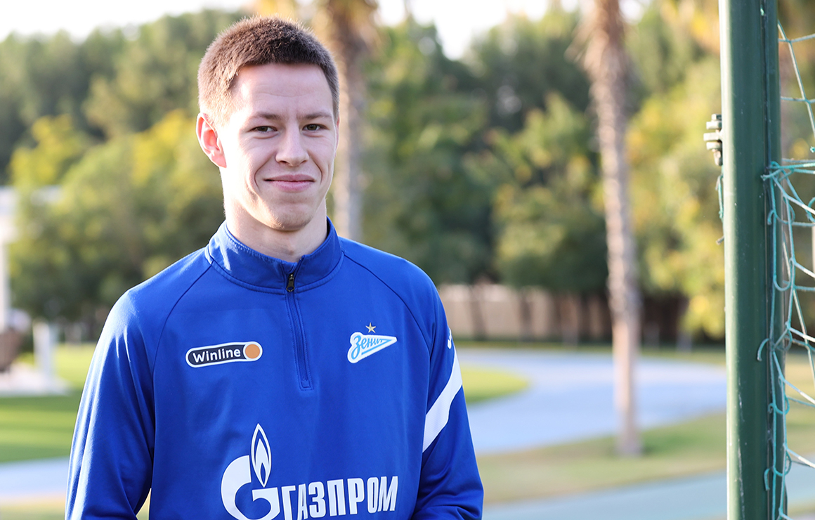 Danila Prokhin transferido ao Rostov