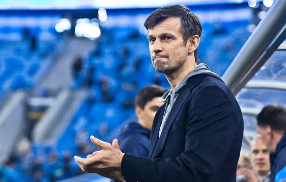Sergey Semak renovou o contrato